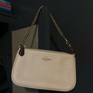 Coach White Leather Shoulder Bag